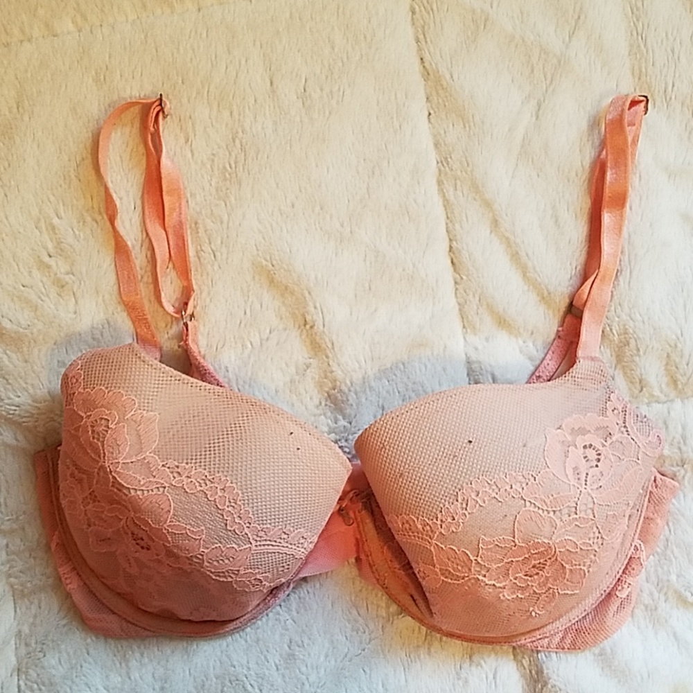 VS Peach Lace Bra